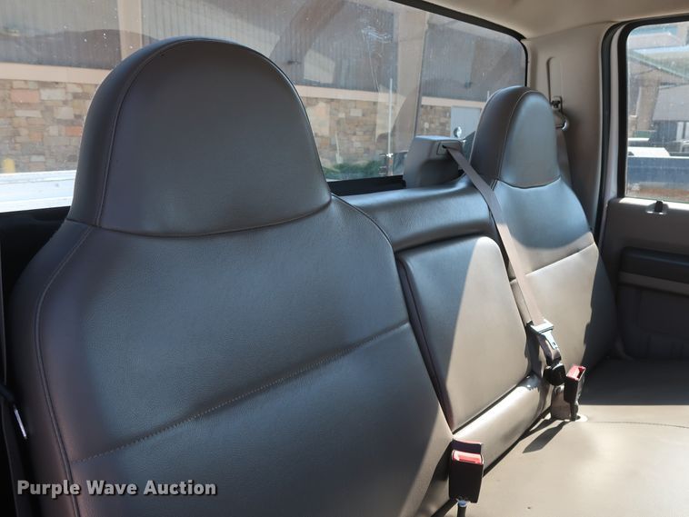 image for item HS9535 2008 Ford F250 Super Duty XL  pickup truck