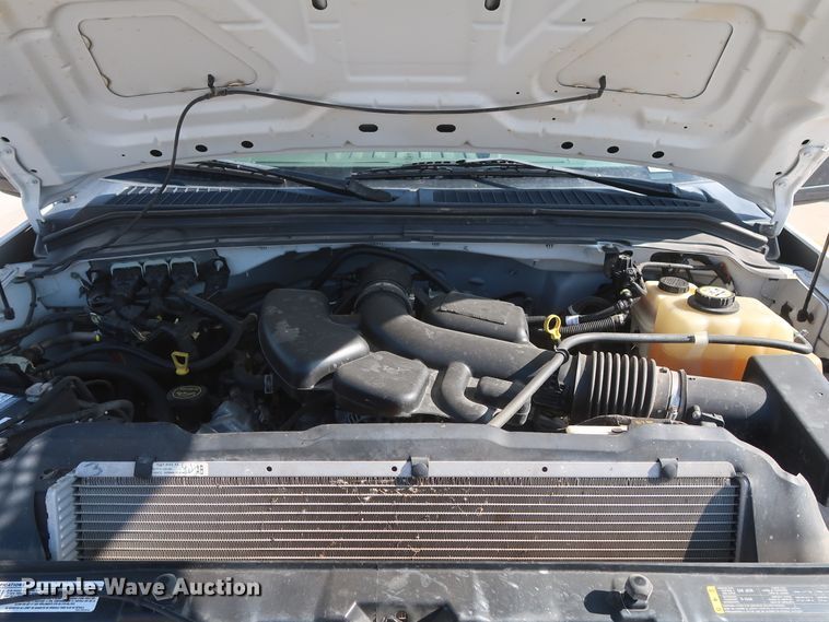 image for item HS9535 2008 Ford F250 Super Duty XL  pickup truck