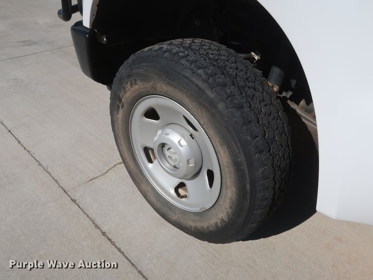 image for item HS9535 2008 Ford F250 Super Duty XL  pickup truck