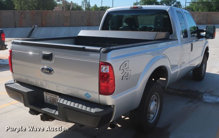 image for item HS9536 2015 Ford F250 Super Duty  SuperCab pickup truck