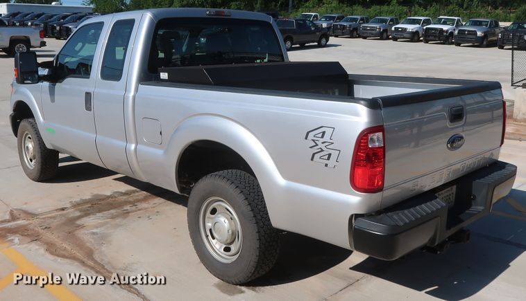 image for item HS9536 2015 Ford F250 Super Duty  SuperCab pickup truck