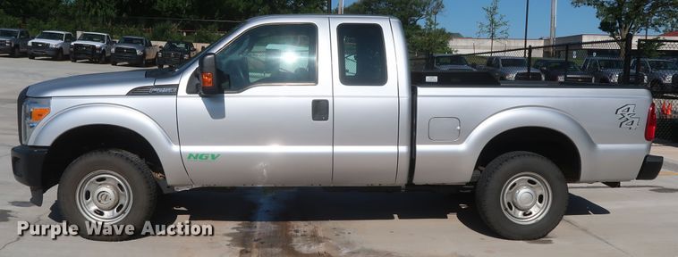 image for item HS9536 2015 Ford F250 Super Duty  SuperCab pickup truck