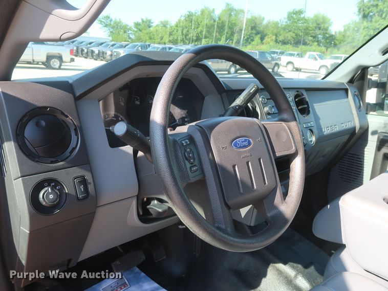 image for item HS9536 2015 Ford F250 Super Duty  SuperCab pickup truck