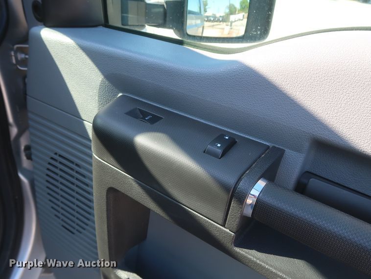 image for item HS9536 2015 Ford F250 Super Duty  SuperCab pickup truck