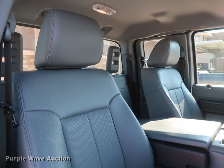 image for item HS9536 2015 Ford F250 Super Duty  SuperCab pickup truck