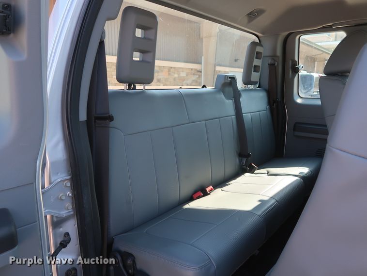 image for item HS9536 2015 Ford F250 Super Duty  SuperCab pickup truck