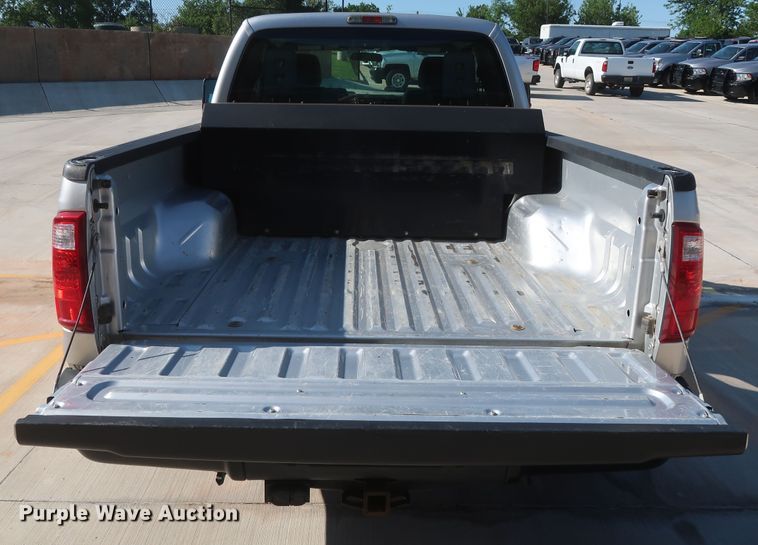 image for item HS9536 2015 Ford F250 Super Duty  SuperCab pickup truck