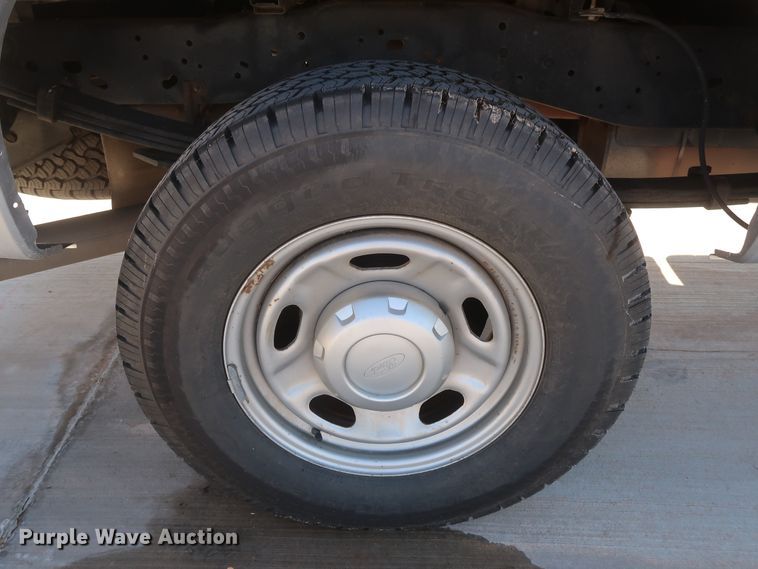 image for item HS9536 2015 Ford F250 Super Duty  SuperCab pickup truck