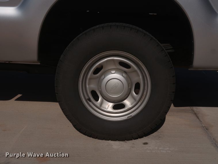 image for item HS9536 2015 Ford F250 Super Duty  SuperCab pickup truck