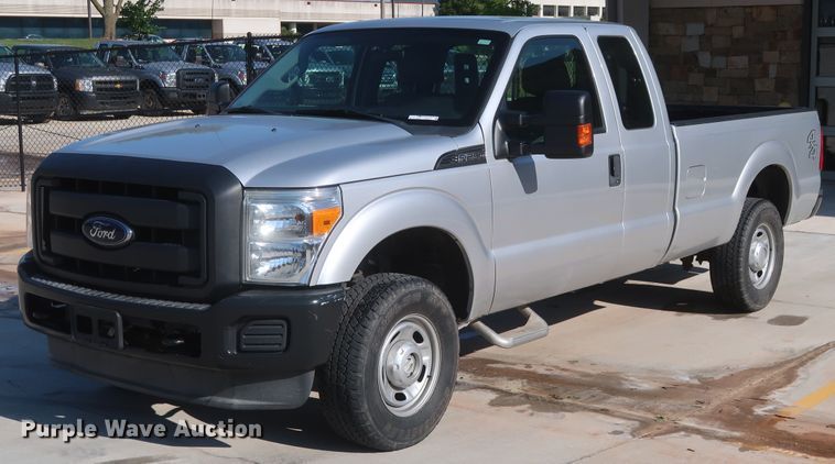 image for item HS9537 2012 Ford F250 Super Duty  SuperCab pickup truck