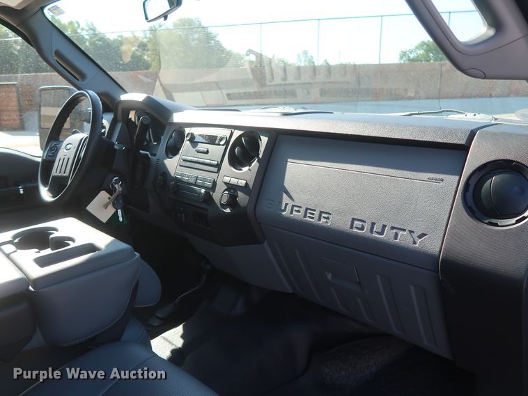 image for item HS9537 2012 Ford F250 Super Duty  SuperCab pickup truck