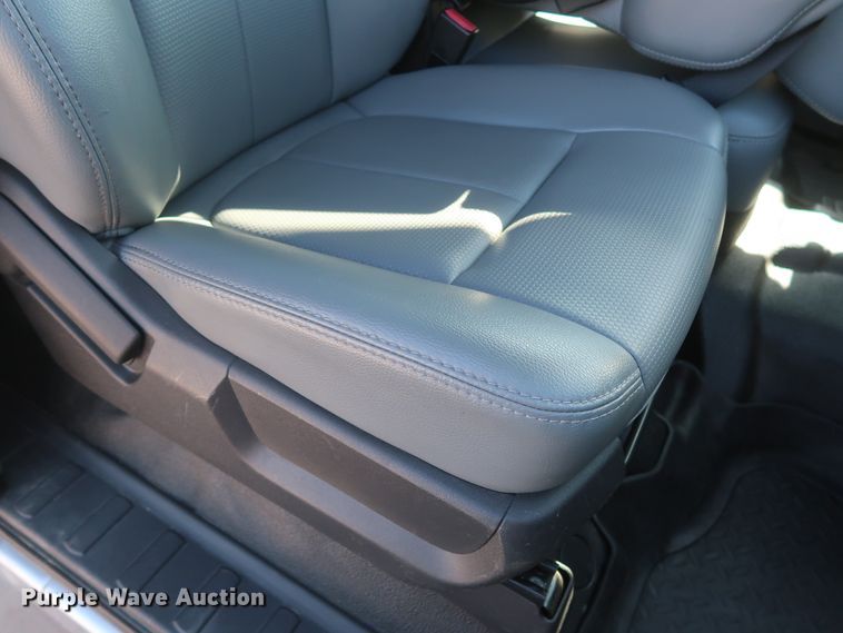 image for item HS9537 2012 Ford F250 Super Duty  SuperCab pickup truck