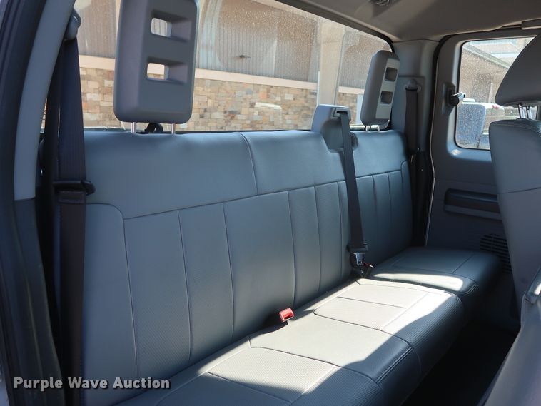 image for item HS9537 2012 Ford F250 Super Duty  SuperCab pickup truck