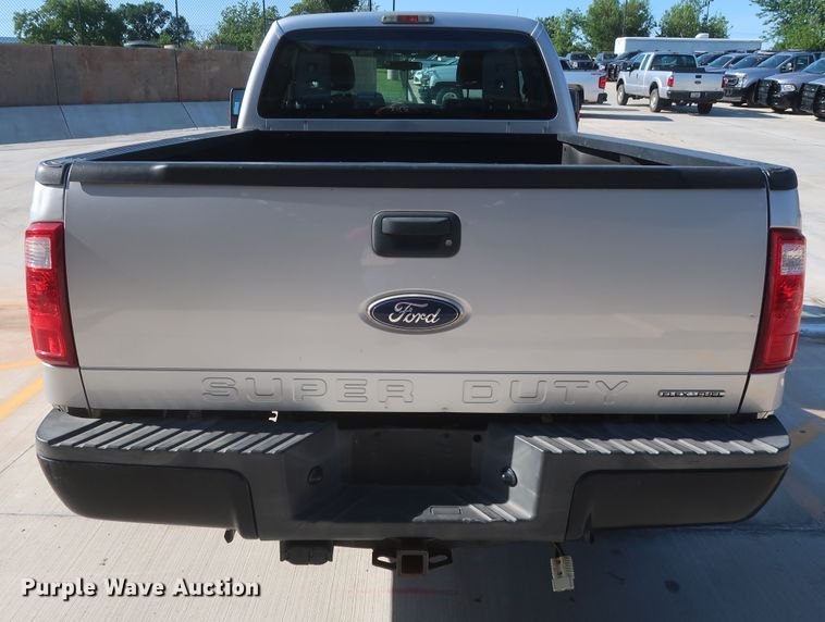 image for item HS9537 2012 Ford F250 Super Duty  SuperCab pickup truck