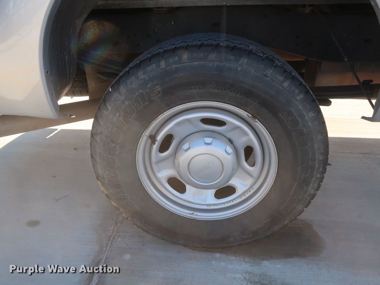 image for item HS9537 2012 Ford F250 Super Duty  SuperCab pickup truck