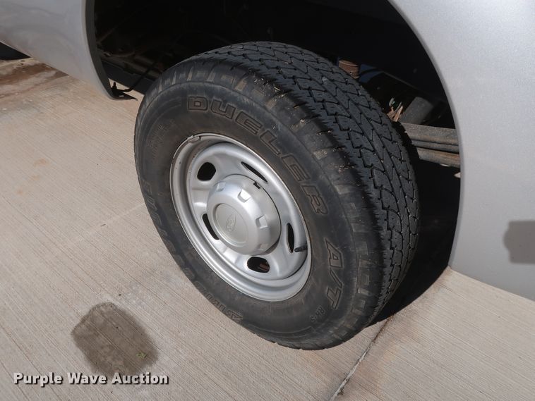 image for item HS9537 2012 Ford F250 Super Duty  SuperCab pickup truck