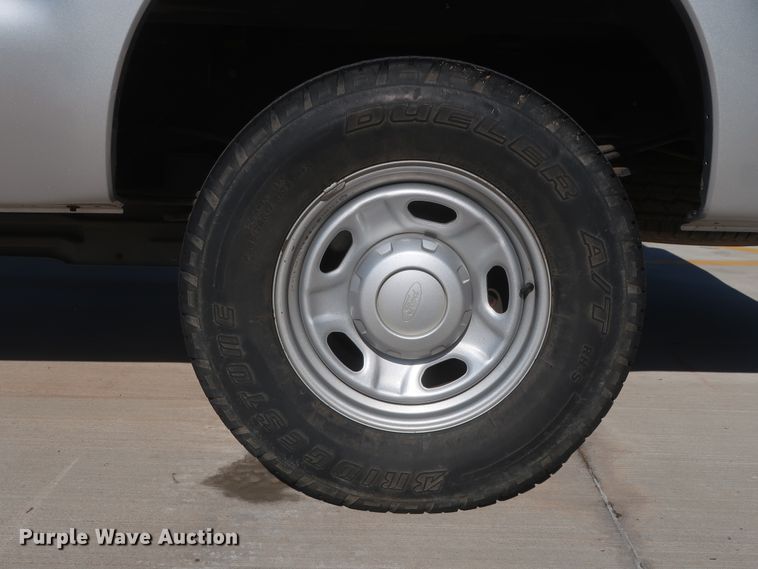 image for item HS9537 2012 Ford F250 Super Duty  SuperCab pickup truck