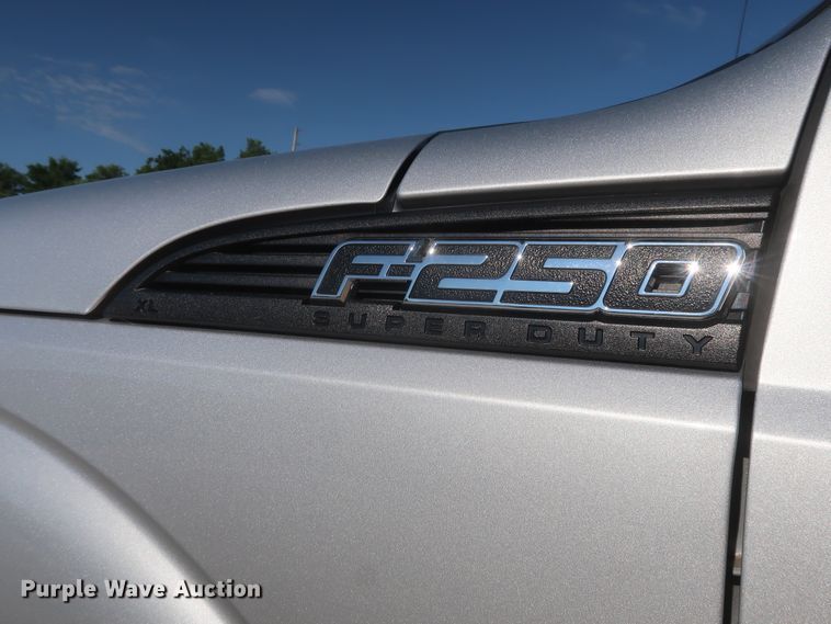 image for item HS9537 2012 Ford F250 Super Duty  SuperCab pickup truck