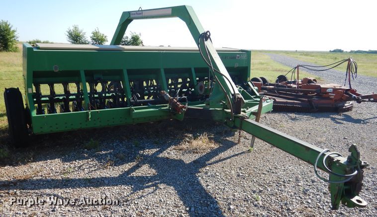 image for item HV9006 Great Plains D13 grain drill