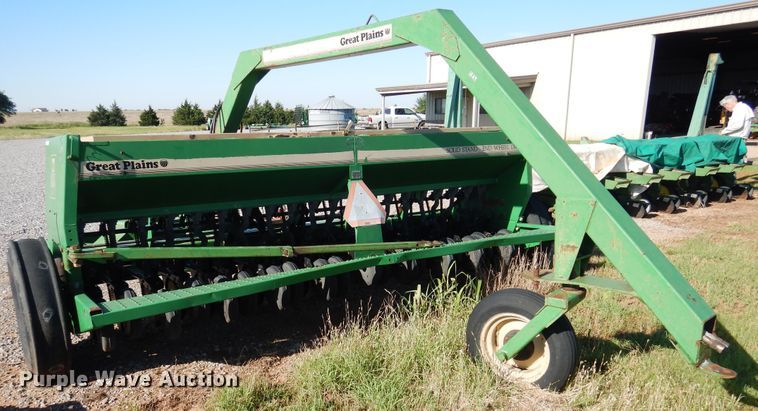 image for item HV9006 Great Plains D13 grain drill