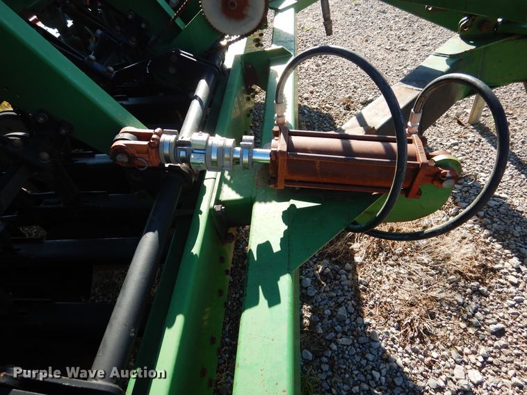 image for item HV9006 Great Plains D13 grain drill