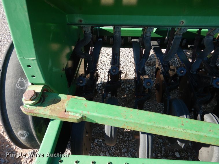 image for item HV9006 Great Plains D13 grain drill