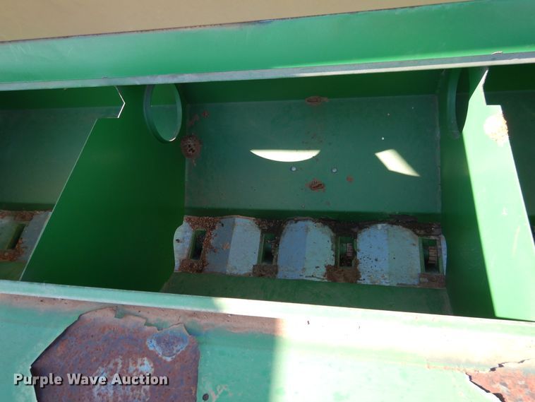 image for item HV9006 Great Plains D13 grain drill