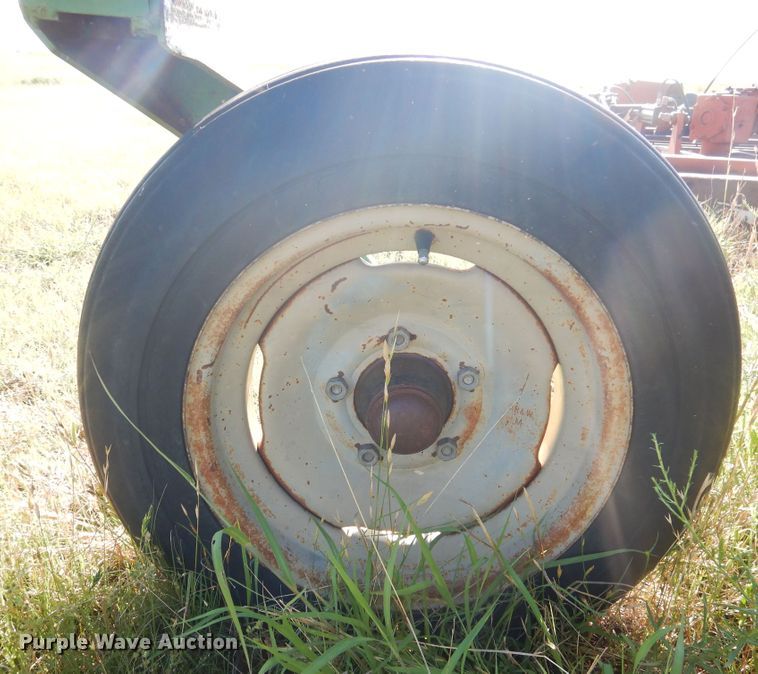 image for item HV9006 Great Plains D13 grain drill