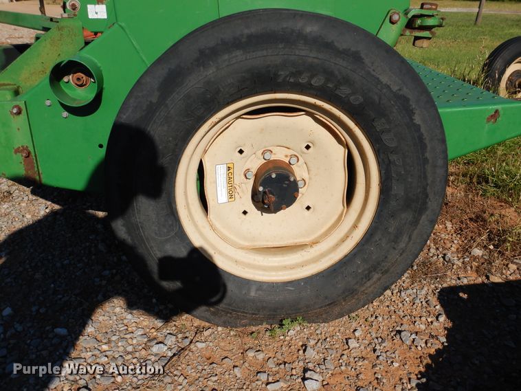 image for item HV9006 Great Plains D13 grain drill