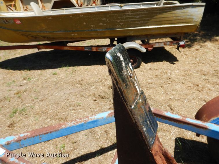 image for item HV9010 Single root plow