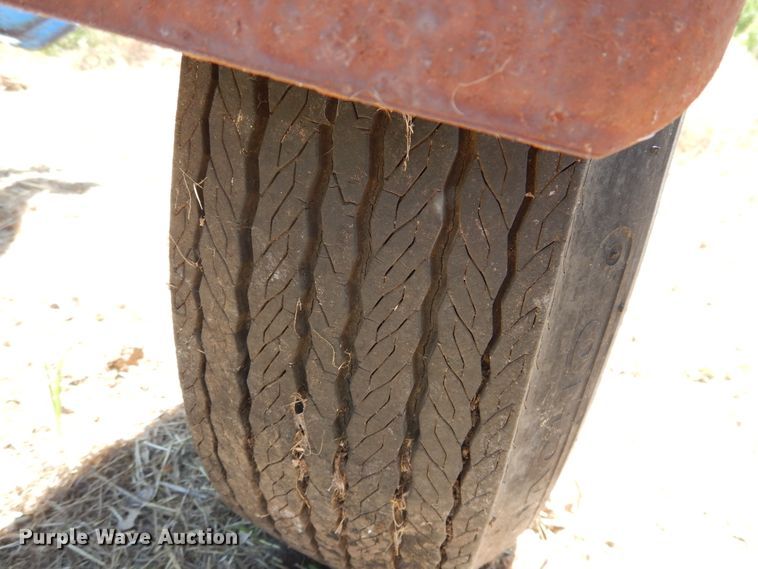 image for item HV9010 Single root plow