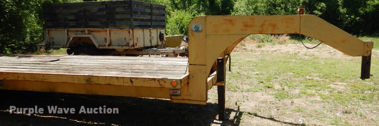 image for item HV9013 Belshe equipment trailer