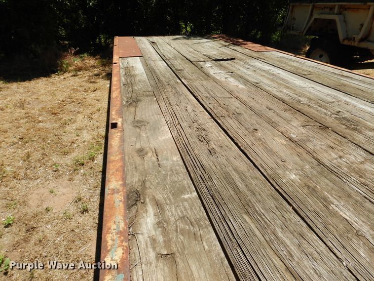 image for item HV9013 Belshe equipment trailer