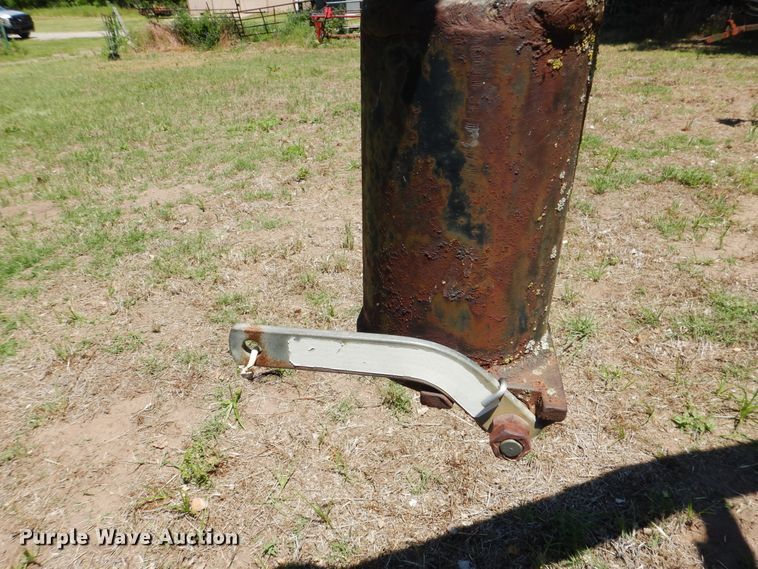 image for item HV9013 Belshe equipment trailer