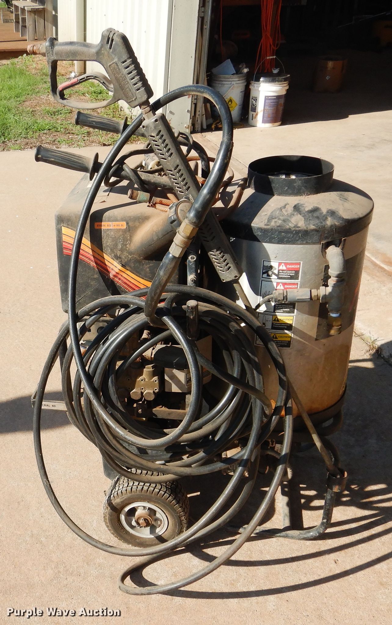 Aladdin hot pressure washer in Davidson, OK Item HV9008 sold Purple