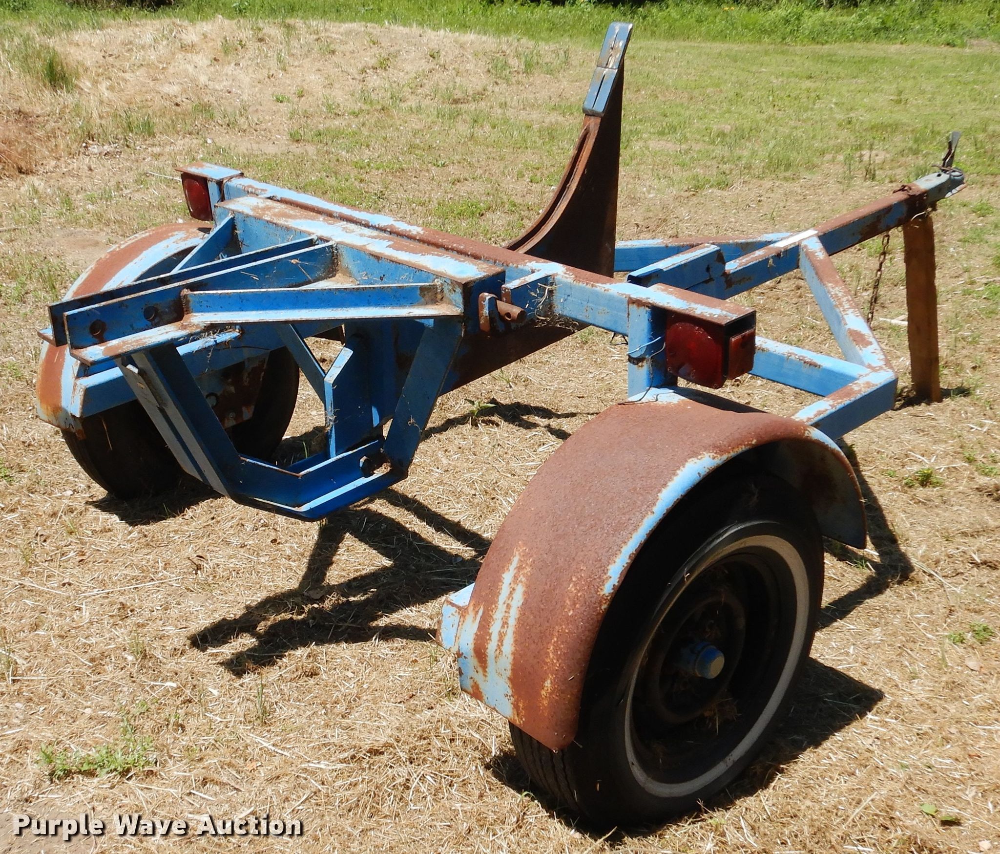 Single root plow in Longdale, OK Item HV9010 sold Purple Wave