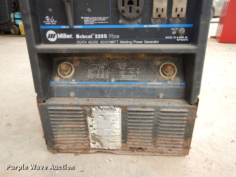 image for item DE5731 Miller Bobcat 225G welder/generator
