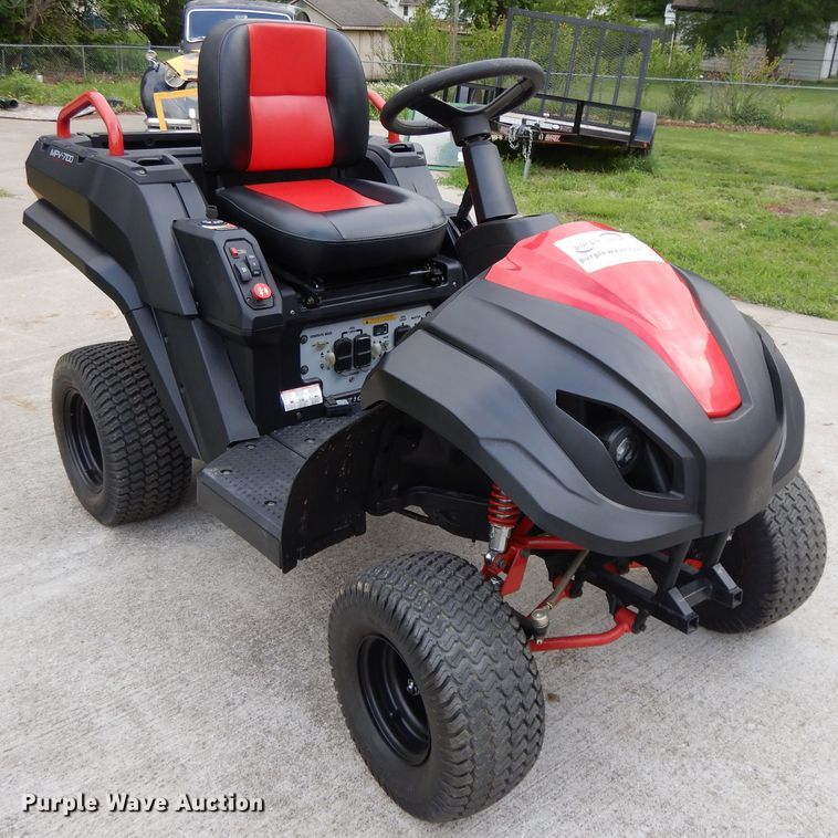 image for item DE5742 Raven MPV 7100 utility vehicle