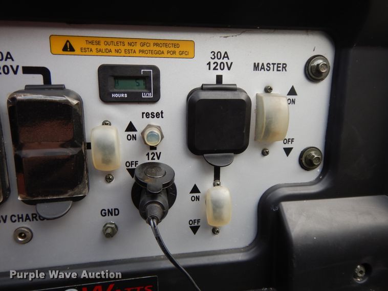 image for item DE5742 Raven MPV 7100 utility vehicle