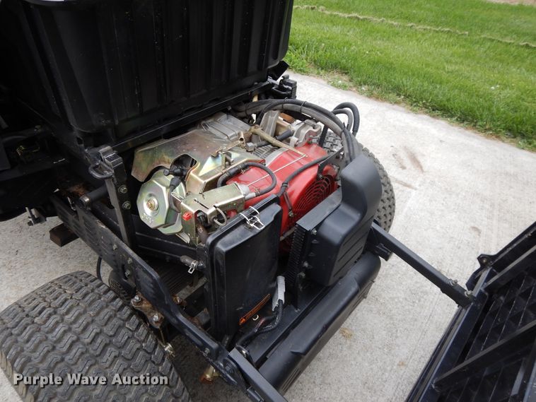 image for item DE5742 Raven MPV 7100 utility vehicle