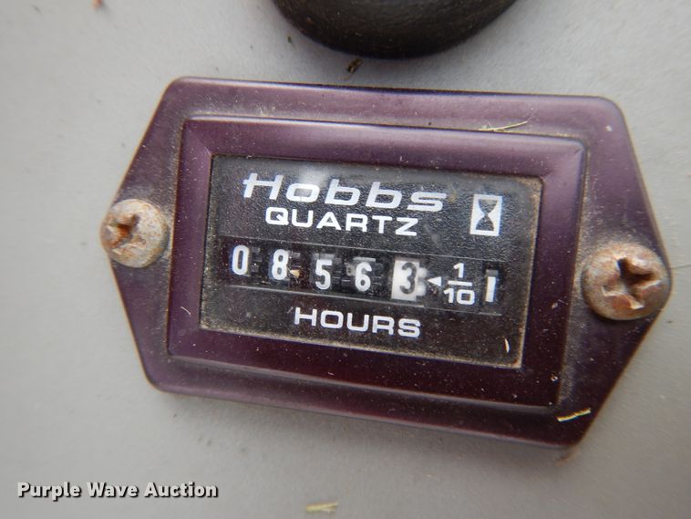 image for item DE5755 Country Clipper 2504MT ZTR lawn mower