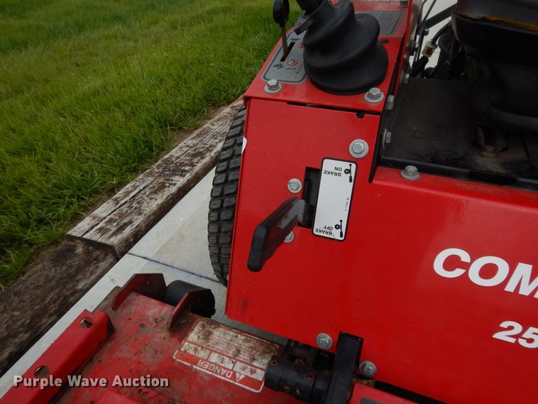 image for item DE5755 Country Clipper 2504MT ZTR lawn mower