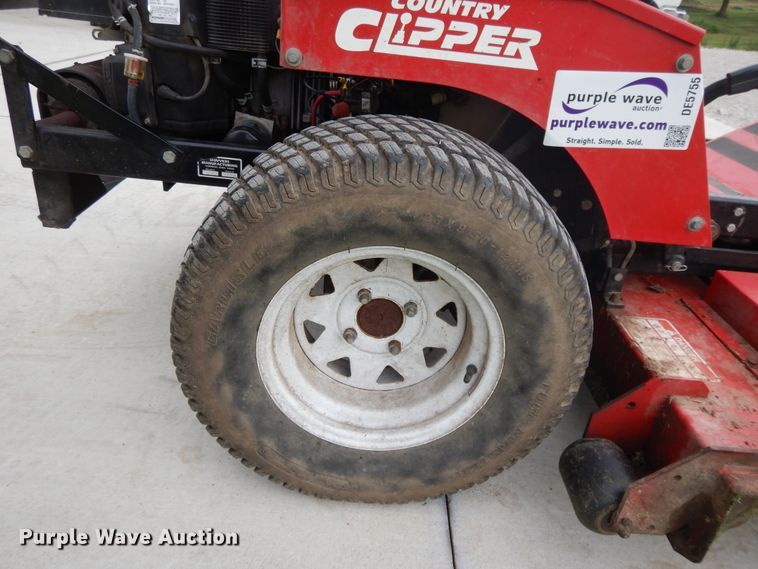 image for item DE5755 Country Clipper 2504MT ZTR lawn mower