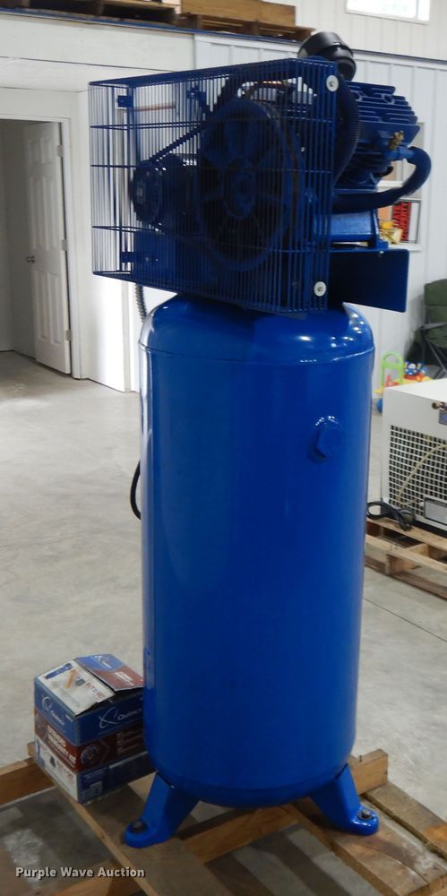 2013 Quincy QT54 air compressor in Smithville, MO | Item DE5756 sold