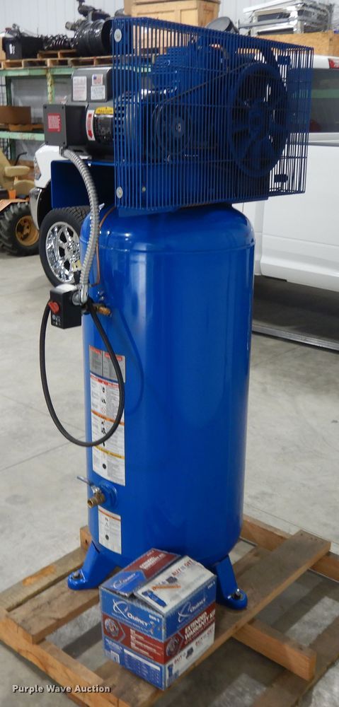 image for item DE5756 2013 Quincy QT54 air compressor