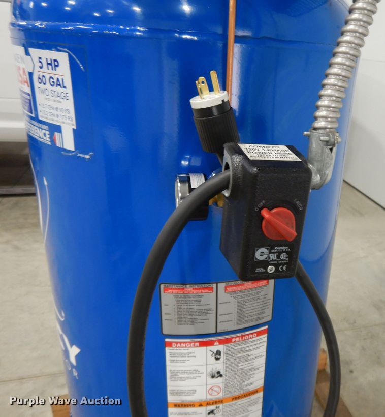 image for item DE5756 2013 Quincy QT54 air compressor