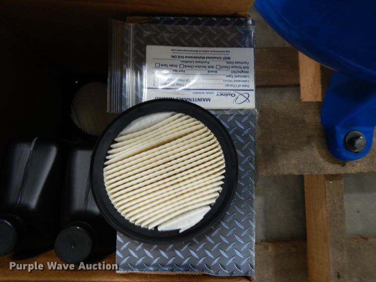 image for item DE5756 2013 Quincy QT54 air compressor