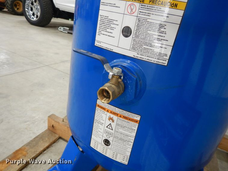 image for item DE5756 2013 Quincy QT54 air compressor