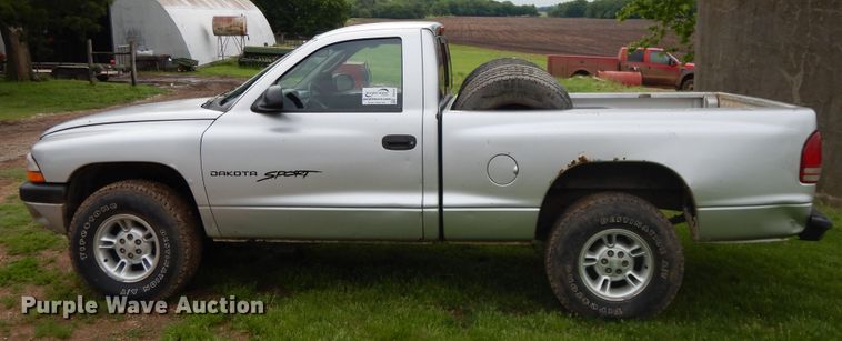 image for item DE5791 2001 Dodge Dakota  pickup truck