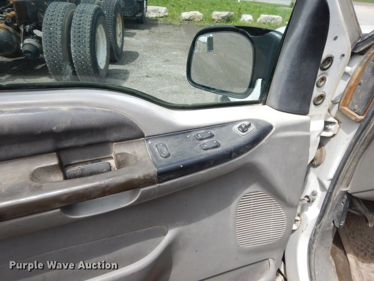 image for item DE5794 1999 Ford F250 Super Duty  SuperCab pickup truck